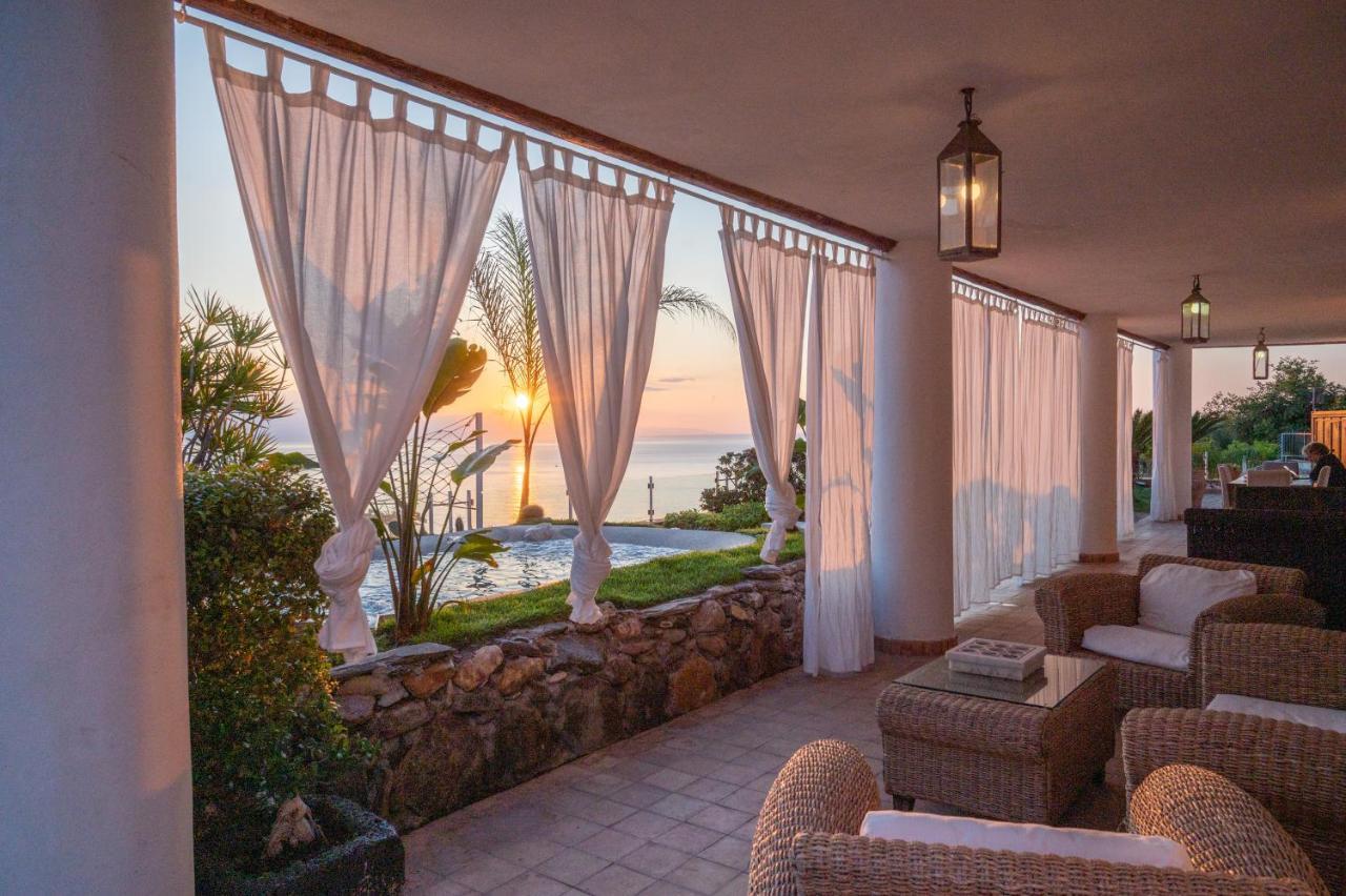 Luxury Taorum Villa With Spectacular Sea Views In Taormina Ngoại thất bức ảnh