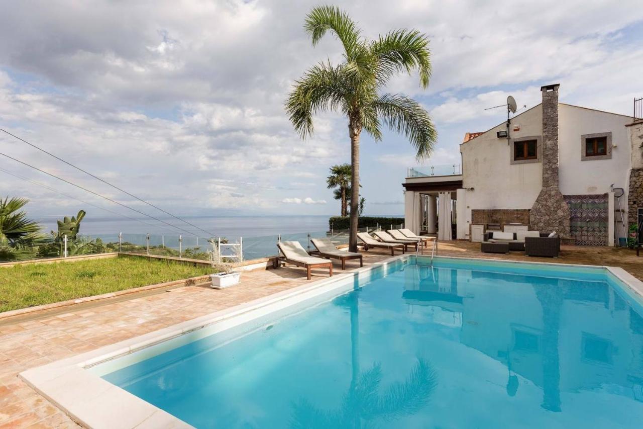 Luxury Taorum Villa With Spectacular Sea Views In Taormina Ngoại thất bức ảnh