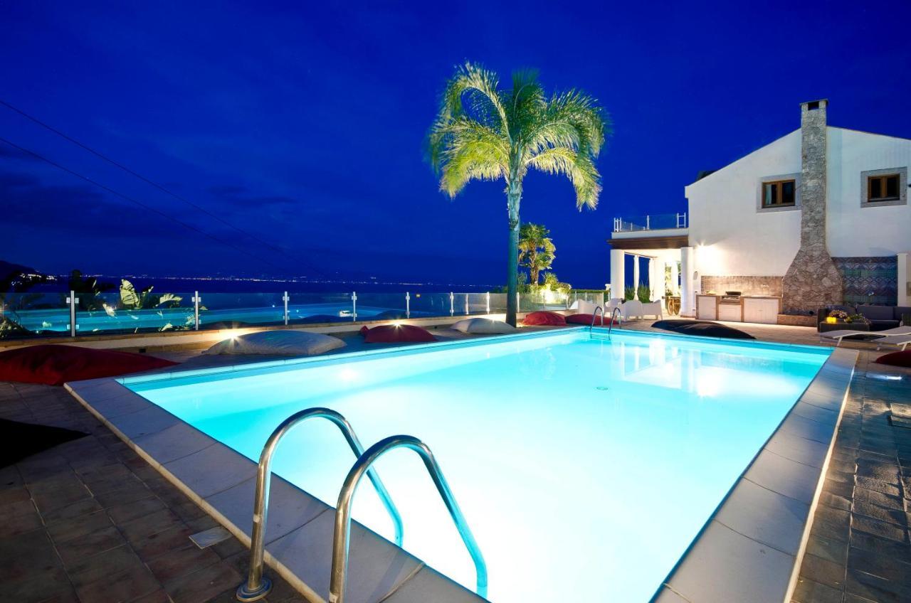 Luxury Taorum Villa With Spectacular Sea Views In Taormina Ngoại thất bức ảnh