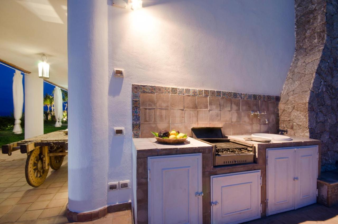 Luxury Taorum Villa With Spectacular Sea Views In Taormina Ngoại thất bức ảnh