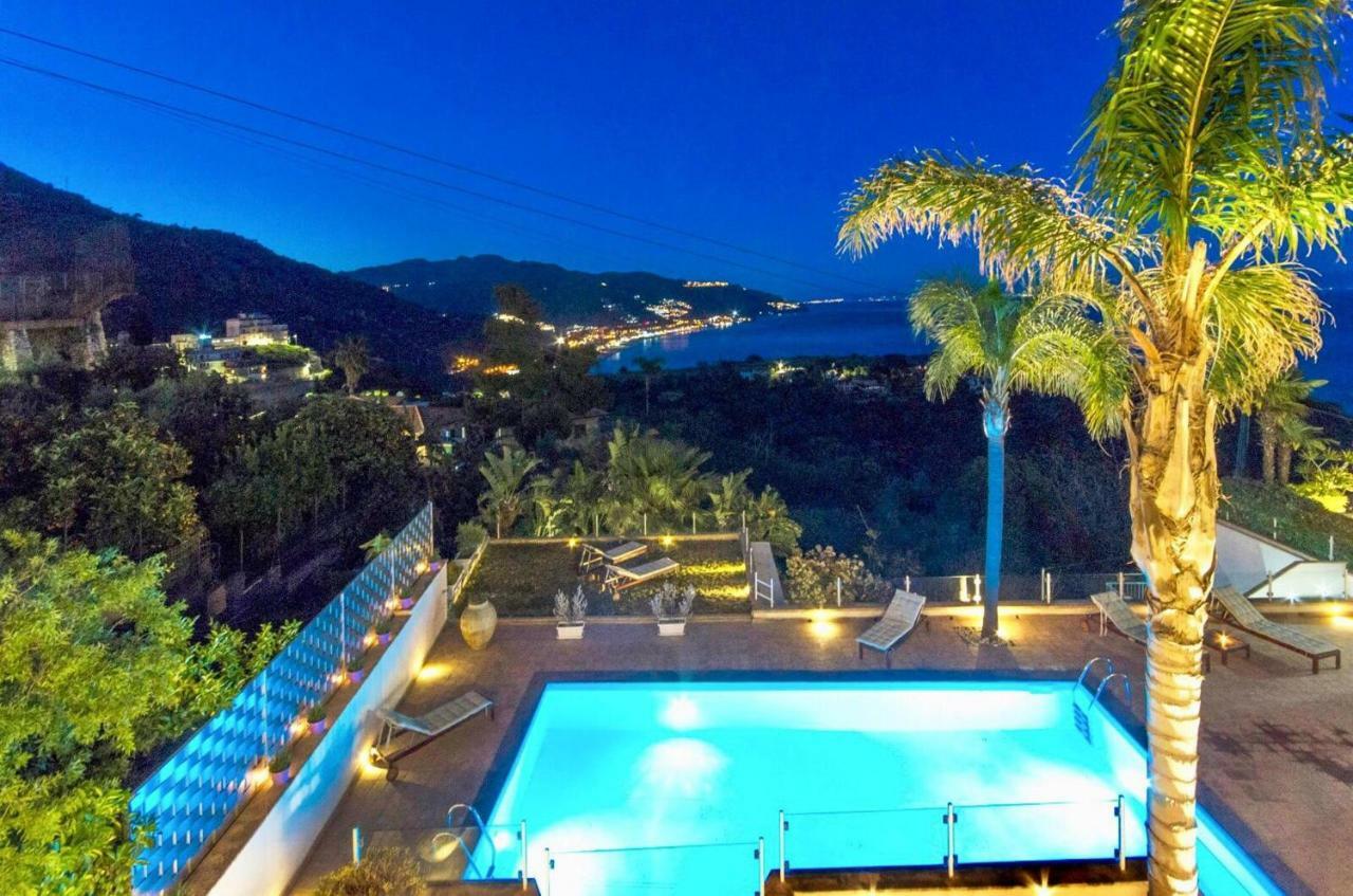 Luxury Taorum Villa With Spectacular Sea Views In Taormina Ngoại thất bức ảnh