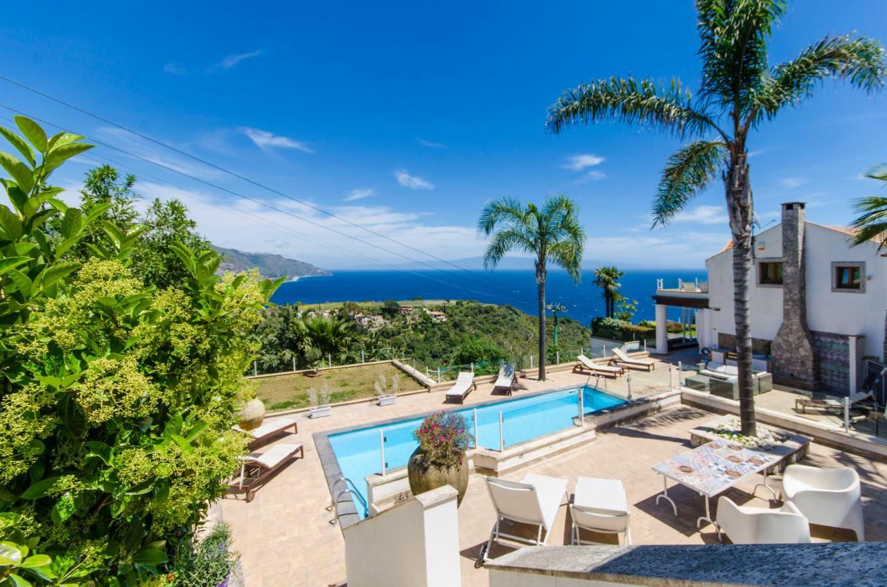 Luxury Taorum Villa With Spectacular Sea Views In Taormina Ngoại thất bức ảnh